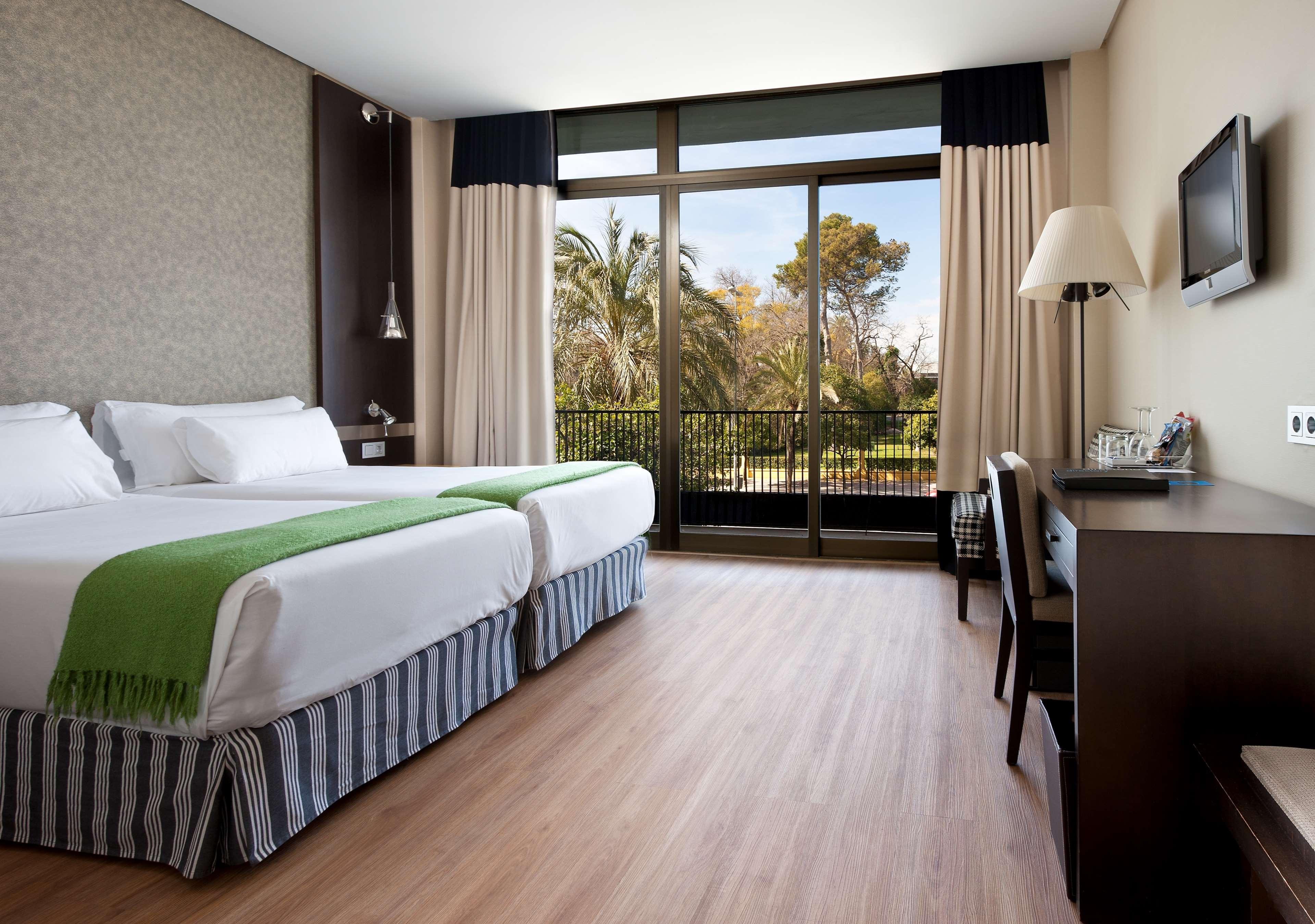 Hotel Nh Avenida Jerez Jerez de la Frontera Zewnętrze zdjęcie