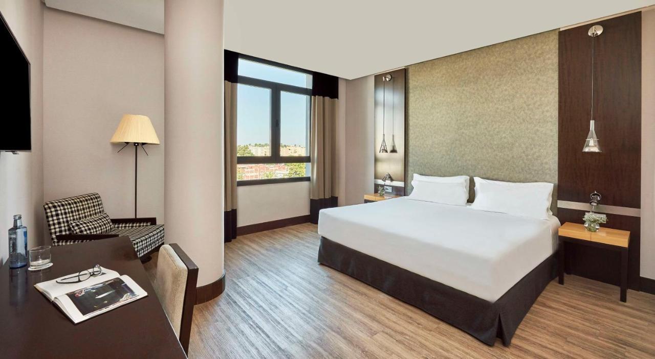 Hotel Nh Avenida Jerez Jerez de la Frontera Zewnętrze zdjęcie