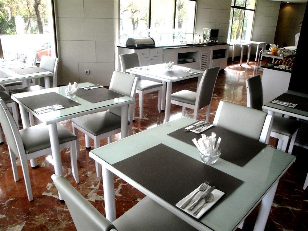 Hotel Nh Avenida Jerez Jerez de la Frontera Zewnętrze zdjęcie